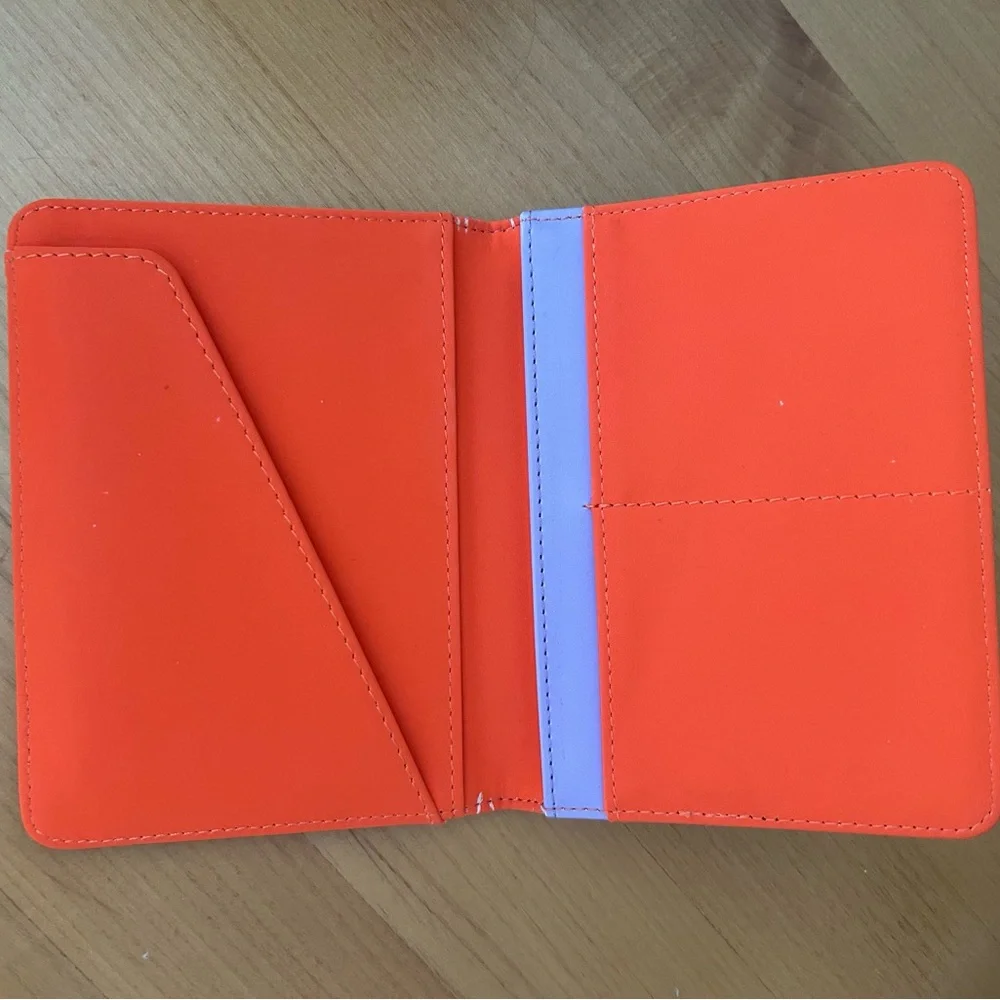 PENCIL & PAPER CO. for ANTHROPOLOGIE Howdy Passport Cover Green Ivory Orange - Picture 4 of 6